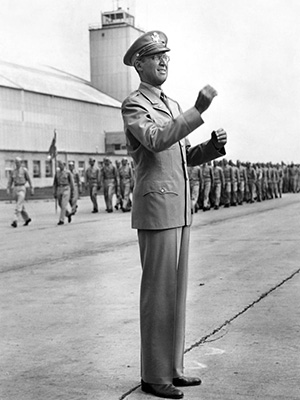 Glenn Miller Conducting Parade